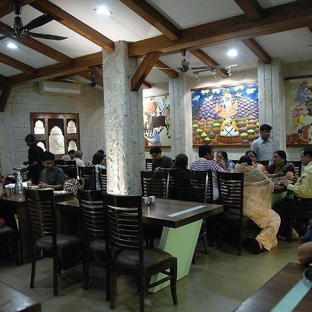 Hotel Vrinda Nāthdwāra Εξωτερικό φωτογραφία
